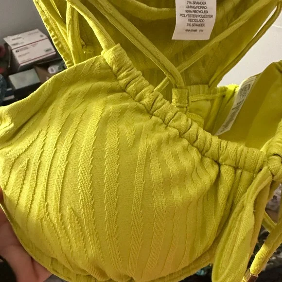 Neon green yellow bikini - Picture 4 of 4